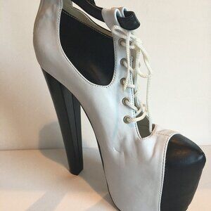 Stunning Pair of European Black & White Platform Shoes